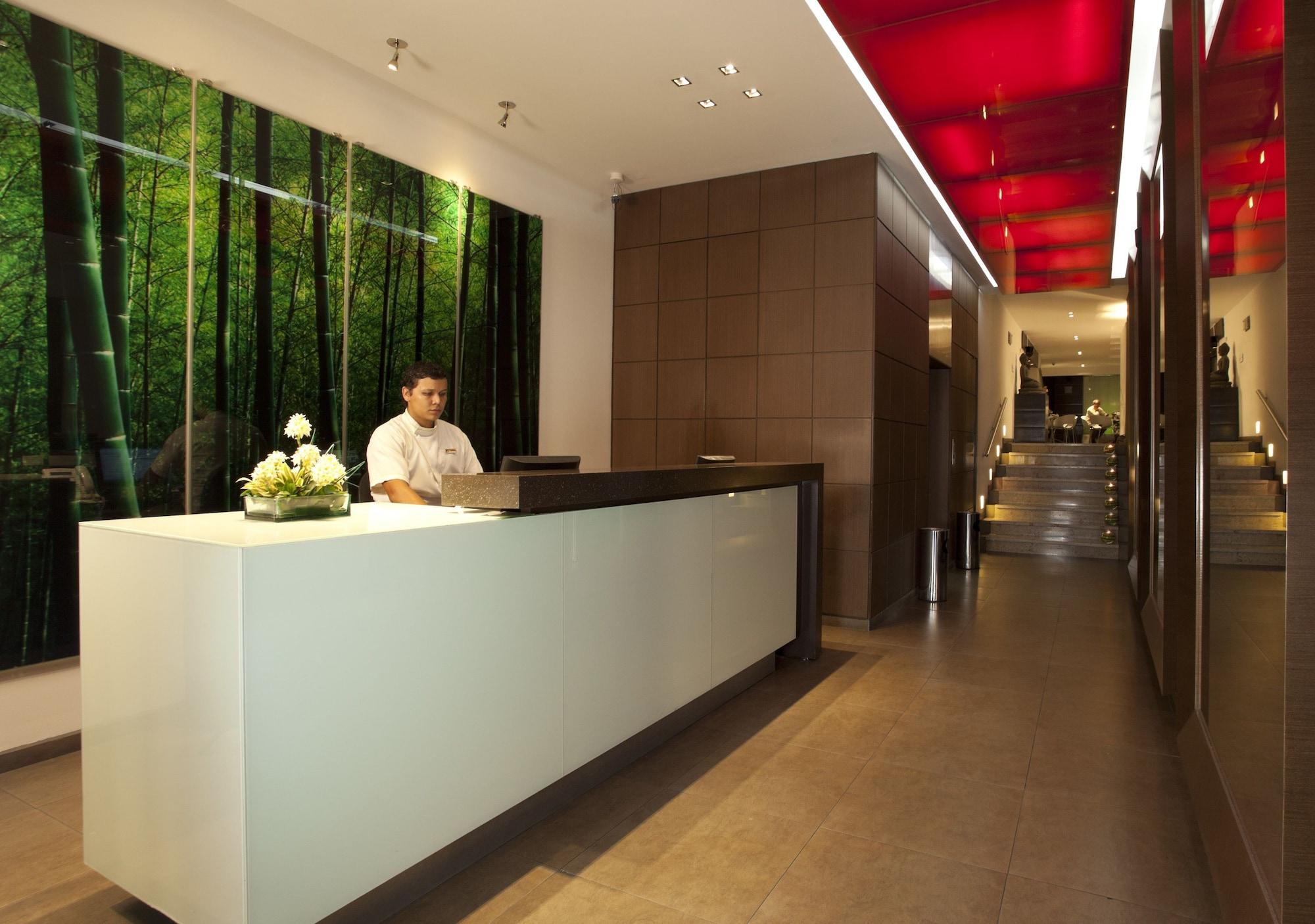 San Simon Hotel Pereira By Soratama Exterior photo The reception area of the hotel