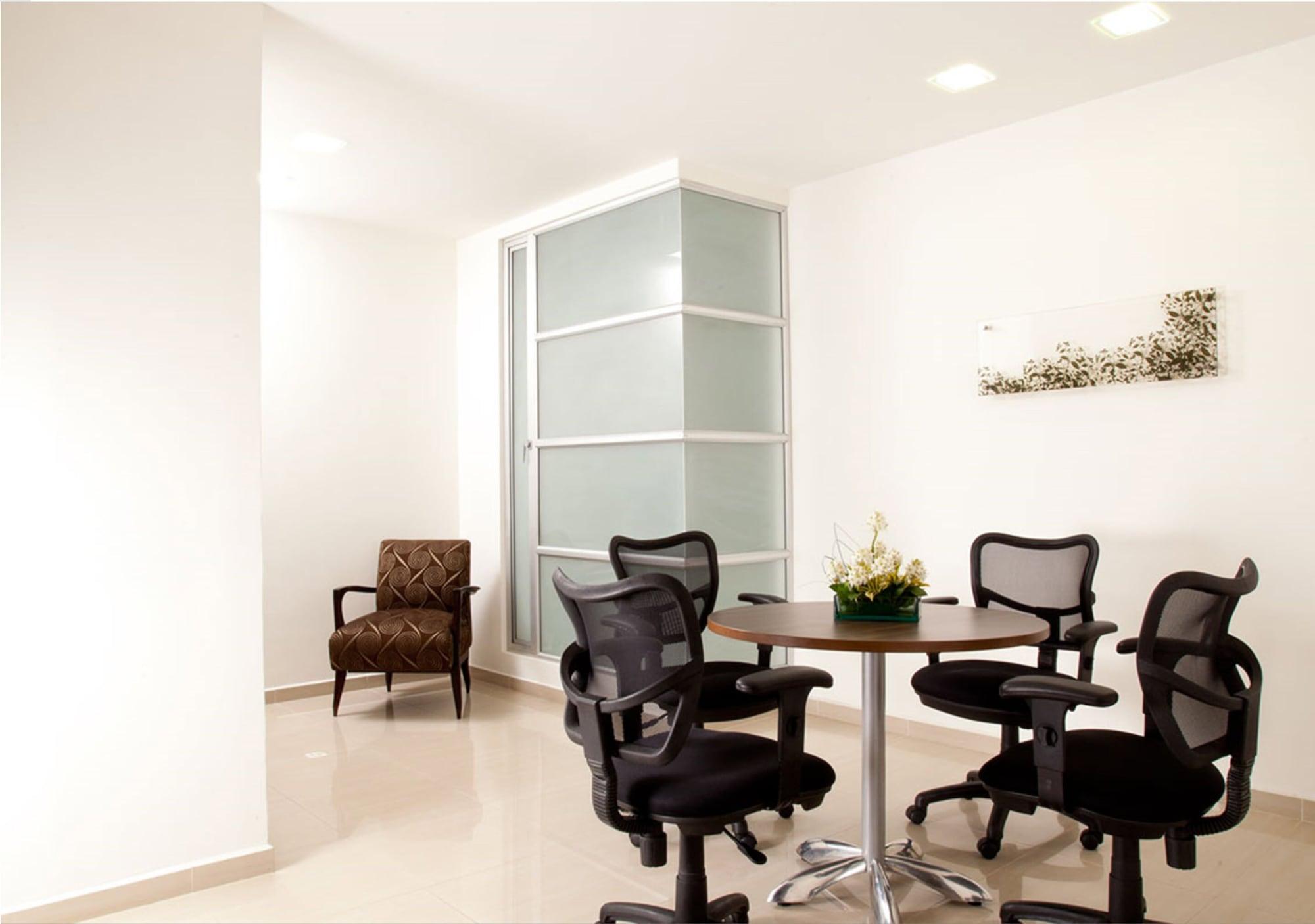 San Simon Hotel Pereira By Soratama Exterior photo A typical office